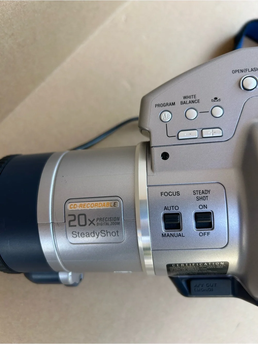 Sony Mavica MVC-CD1000 Digital Camera 2.1 Megapixels Tested Works